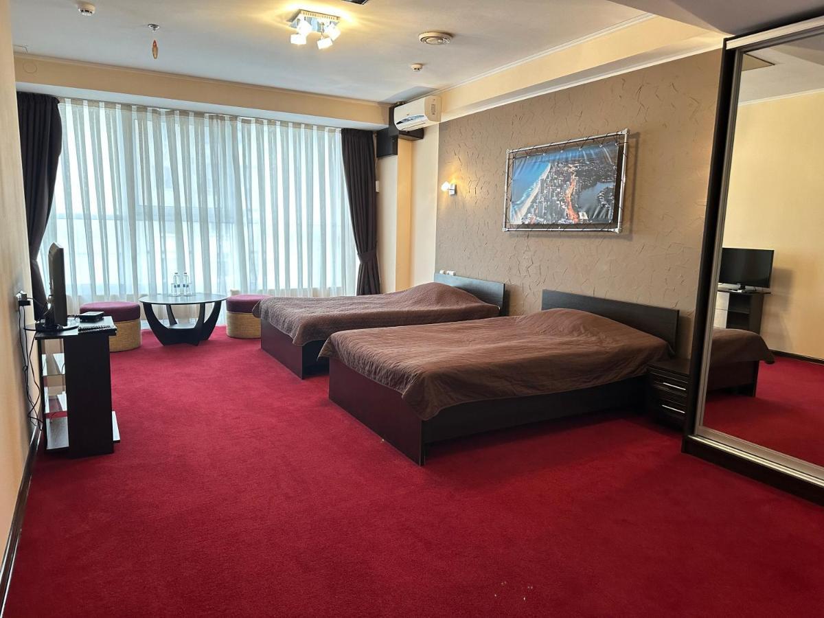 Mark Plaza Hotel Mykolajiv Rom bilde