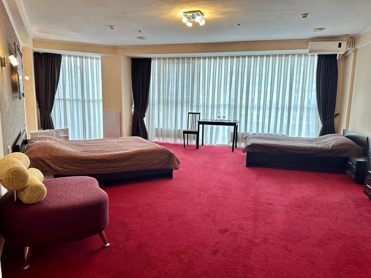 Mark Plaza Hotel Mykolajiv Eksteriør bilde