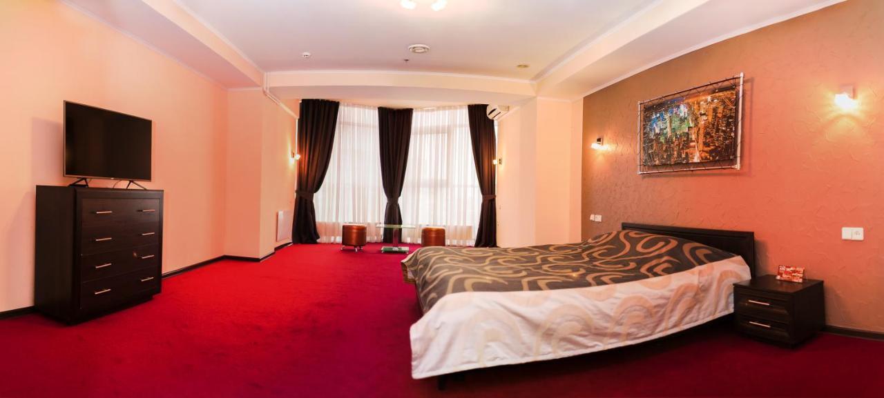 Mark Plaza Hotel Mykolajiv Eksteriør bilde